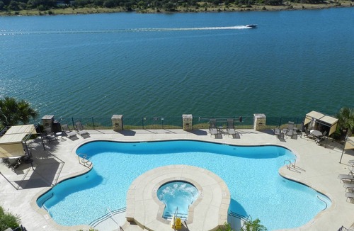 Highland Lake Estates Condo | Peaceful Getaway at Island of Lake Travis- Beautifully decorated- Huge patio!