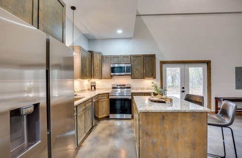 Yantis House | Peaceful Yantis Retreat - 1 Mi to Lake Fork!