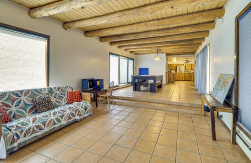 Polvadera Cottage | Perfect For Groups! Socorro Home Near NM Tech