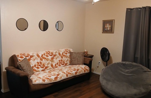 Odessa House | Perfect For Travelers and Traveling Nurses Near I-20