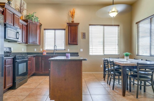 Las Cruces House | Pet-Friendly Getaway w/Mtn Views in Las Cruces!