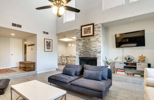 Lakeway Condo | Pet-Friendly Lakeway Condo < 1 Mi to Water!
