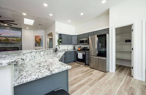 Las Cruces House | Pet Friendly Luxury Retreat W/Heated Pool & Spa