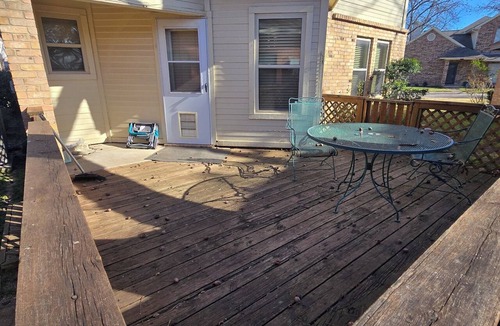 West Arlington House | Phenomenal 2-bedroom townhome with AC in Arlington