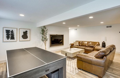 Kemp House | Pickleball/Sport Court: Spacious Kemp Home!