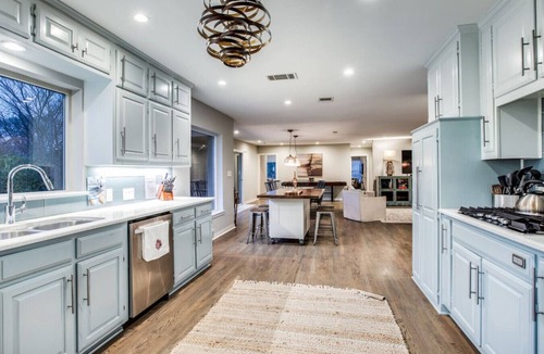 Dallas House | Pickleball Vacation In Dallas! Private 30x60 Court