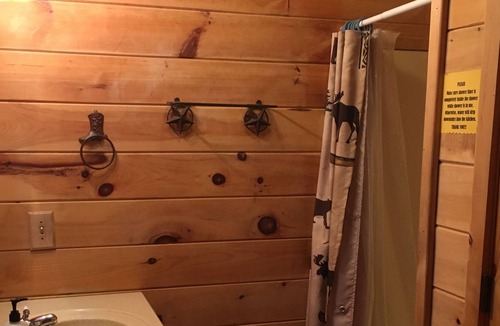 Rio Frio House | POOL!!, 3 Bedrooms w/Loft and 2 Bath. Sleeps 14. Balconies and Great Location!