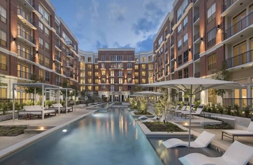 Spring Apartment | Pool View Furnished Apartment in Spring, TX