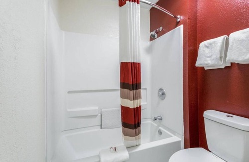 Allison Hotel | Poolside Stay with Breakfast Included | 2 mi to Rio West Mall shopping | 2 Units
