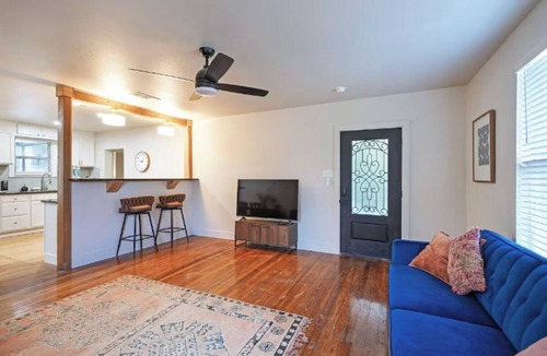 Mineral Wells House | *Premium* Forehand Cottage - 22 min to Rocker B!