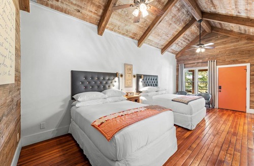 Comfort Cabin | Private cabin with Two Queen Beds, Private Patio with Creek View
