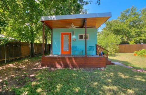 Wooten House | Private, cozy 1-bedroom nature retreat bungalow in fabulous Austin