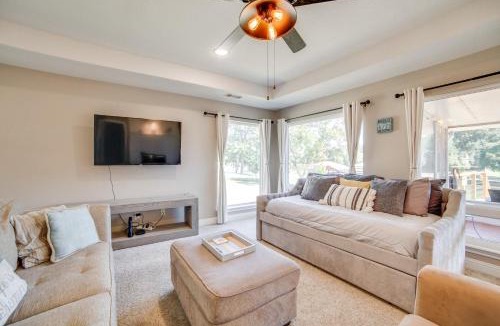 Leisure Land House | Private Dock & Slip: Cedar Creek Reservoir Home