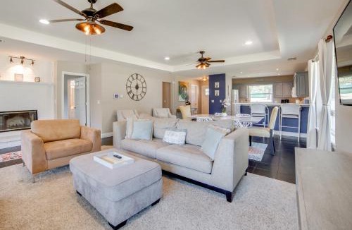 Leisure Land House | Private Dock & Slip: Cedar Creek Reservoir Home