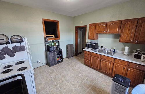 Chippewa Falls Apartment | Private Game Haven & Multimedia Party Room - Sleeps 7