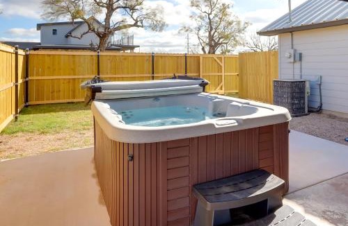 Baird House | Private Hot Tub & Pickleball Court: Baird Home!