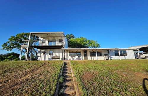 Colorado City House | Private Lakefront Retreat - Fishing, Game Room, Fire Pit - Lake Colorado City TX