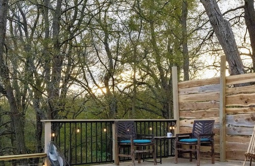 Cedar Creek House | Private Modern Barn Stay on 2.5 acres