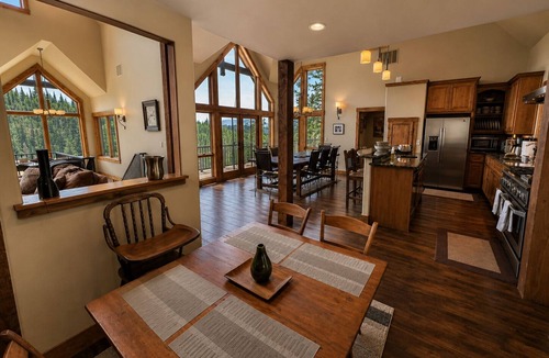 Purgatory House | Purgatory Cabin with Views and Hot Tub