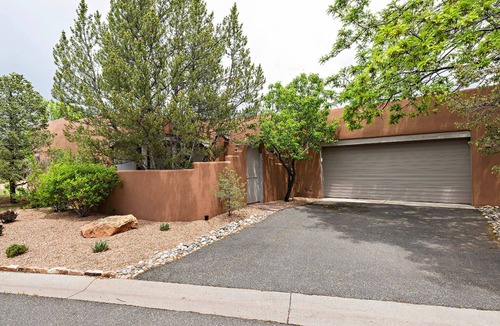 Quail Run House | Quail Run 717 | Kiva Fireplace | Private Patio | Golf Course | Pool & Hot Tub | Tennis & Pickleball