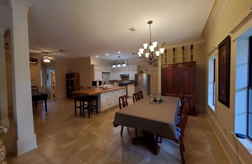 New Ulm House | Quaint 4 Bedroom Farmhouse near Round Top, New Ulm