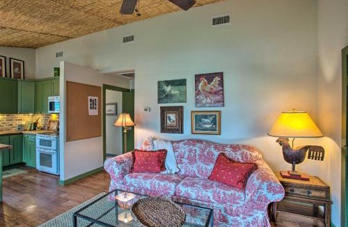 Dennis House | Quaint Countryside Casita: 45 Mi to Ft. Worth