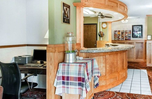 Farmington Hotel | Quality Inn & Suites Farmington