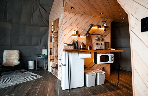 Oatmeal Cabin | Quality Time in Nature: Marble Falls Luxury Glamping for Families