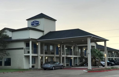Port Lavaca Apartment | Queen Bed with Kitchenette Non - Smoking