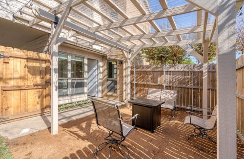 Bedford House | Quiet, Modern, large private space, centrally loc.
