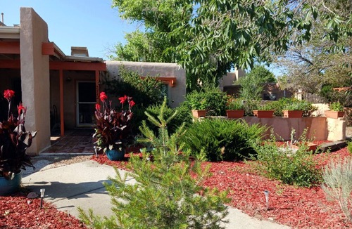 Santa Fe House | Randy's Roost - Private unit within an artists home/studio and gallery.