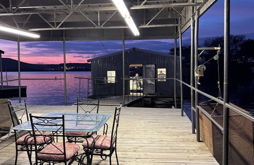 Palo Pinto House | Reel Life Rentals - The Crappie House Getaway- Mins from Palo Pinto Mts State Pk