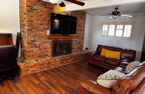 North San Antonio - SAT House | Relax and enjoy with the whole family at this peaceful place.
