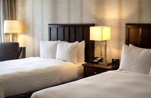 Fort Worth Hotel | Relax and Unwind! Pool, Free Parking, Near Modern Art Museum of Fort Worth