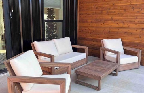 Forestburg House | Relax at this Modern Rustic Barndominium in Nocona. This 2BR, 2BA retreat offers an open layout, chef’s kitchen, spa-style baths, and outdoor patio with fire pit, perfect for families, couples, or friends under the Texas stars.