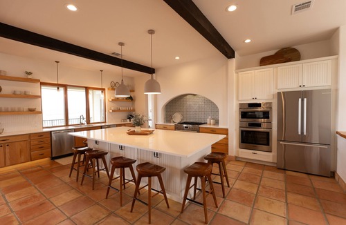 Lago Vista House | Relax, Play & Savor Lake Travis in a Renovated Home with Premium Hospitality