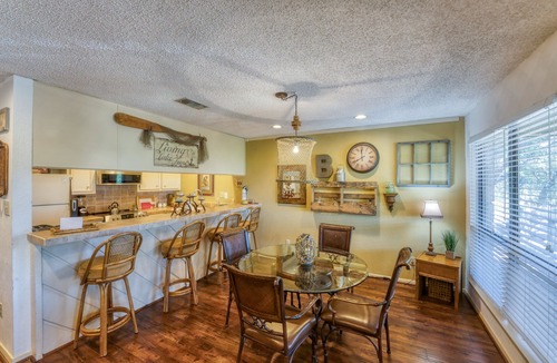 Horseshoe Bay House | Relaxing townhouse with spectacular views of LBJ and the Hill Country.