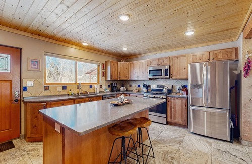 Arroyo Seco House | Remodeled home with spectacular view of El Salto Mountain & fireplace - dogs ok