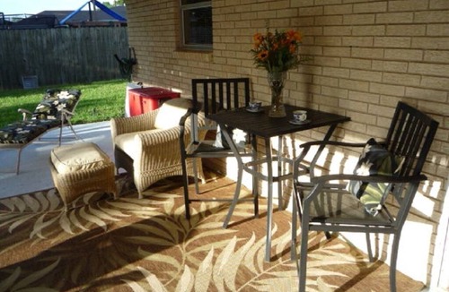 Arabi House | RENTAL FOR SUPER BOWL AND/OR MARDI GRAS. 10 MIN TO QUARTER -3 OFF STREET PARK