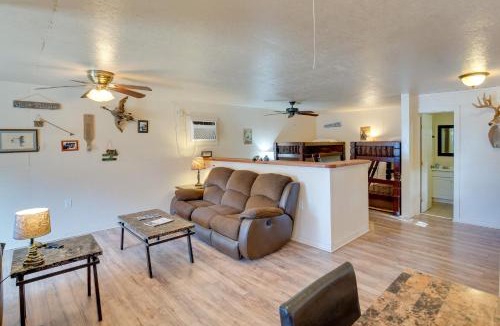 Cayuga Apartment | Reservoir & Dock Access: Pet-Friendly Kerens Cabin
