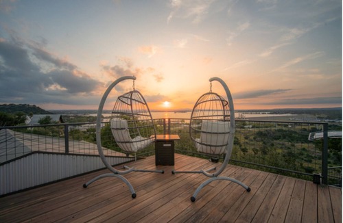 Cottonwood Shores House | Retreat on the Hill: Stardome Suite Epic 360 Views