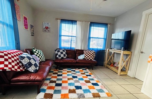 Downtown El Paso Apartment | Retro Apartment in Downtown El Paso