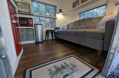 Madison County House | Riveted Retreat '62Airstream - 2hr Houston Dallas