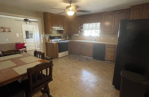 Springtown House | Rock House & 6 acre Pecan Orchard Springtown Center near 51 & 199