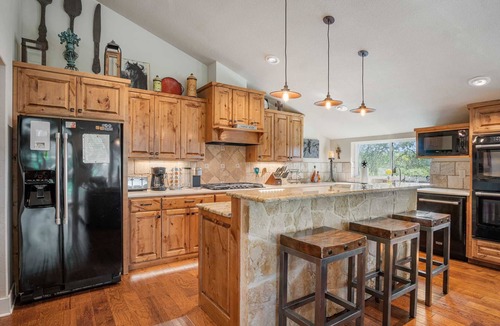 Pipe Creek House | Rockin' B Ranch Creek View Barndominium