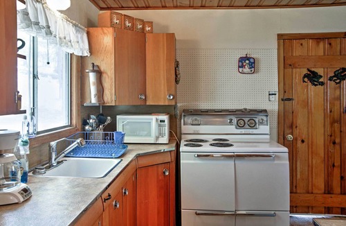 Ruidoso Cabin | Ruidoso Log Cabin Near Skiing & Wildlife!