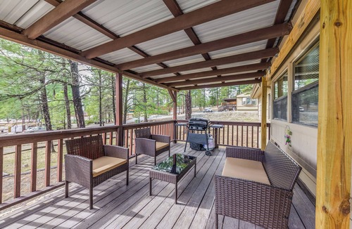 Ruidoso Cottage | Ruidoso Vacation Rental Home: 15 Mi to Ski Apache