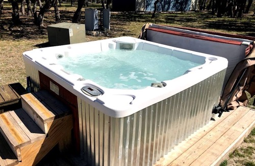 Mountain Home Cabin | Rustic Ranch Hideaway Cabin with Stargazing & Sunset Views near Kerrville in Mountain Home, Texas