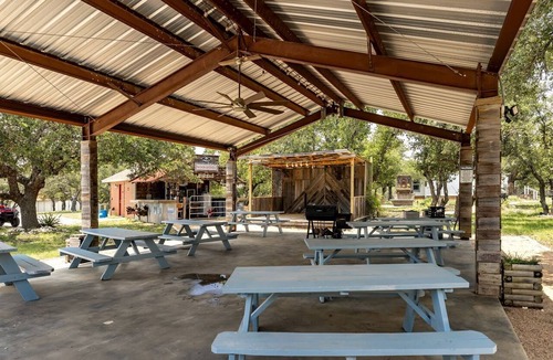 Mountain Home Cabin | Rustic Ranch Hideaway Cabin with Stargazing & Sunset Views near Kerrville in Mountain Home, Texas
