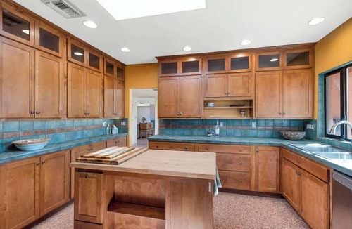 Tanque Verde House | Saguaro Retreat-Salt Pool, Spa, Mountain Views